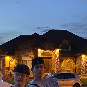 Meet your Posher, Sam